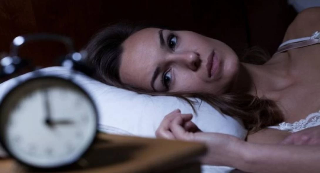 Αυτές οι 7 τροφές μπορούν να διαταράξουν τον ύπνο μας!